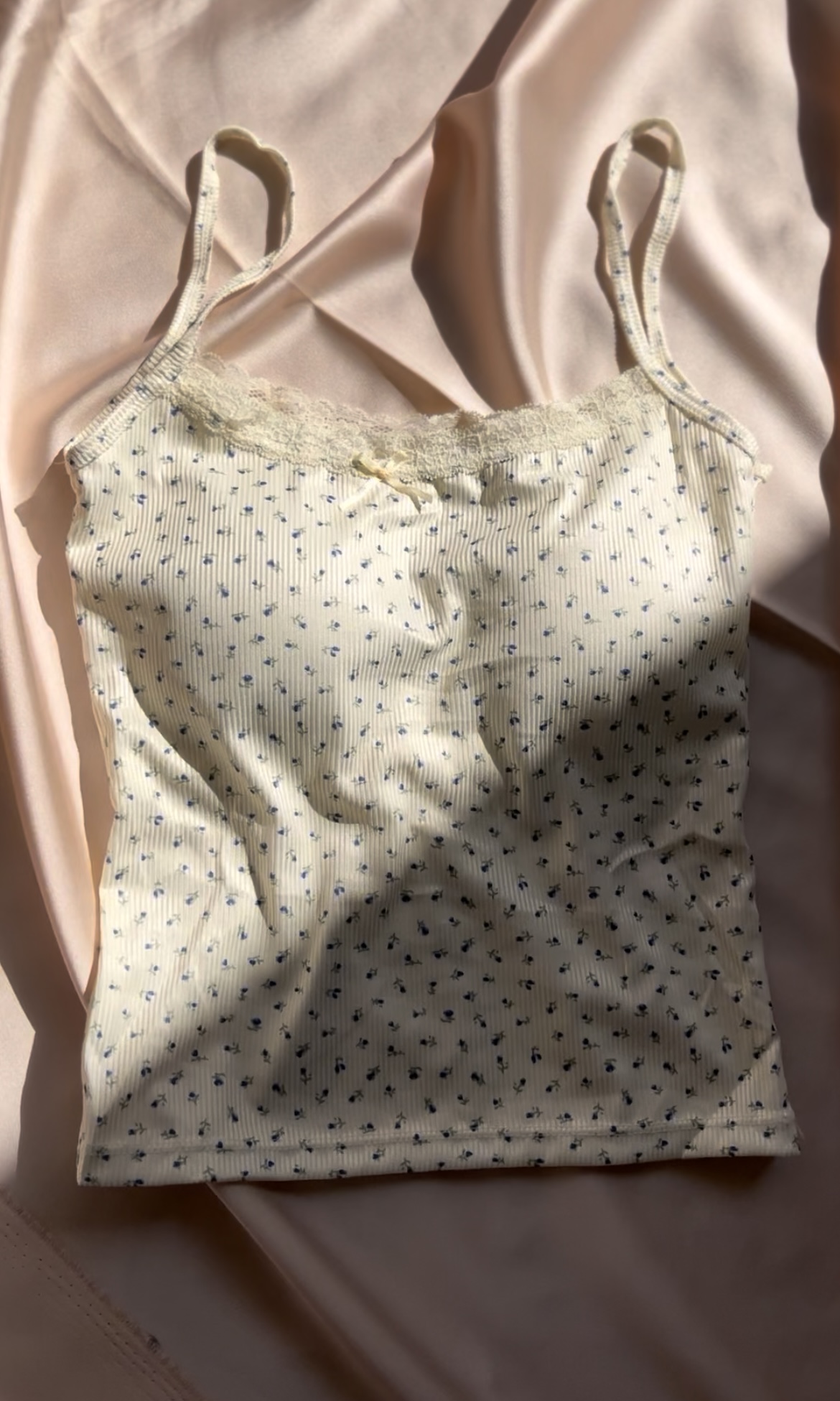 کراپ تاپ وارداتی گل گلی